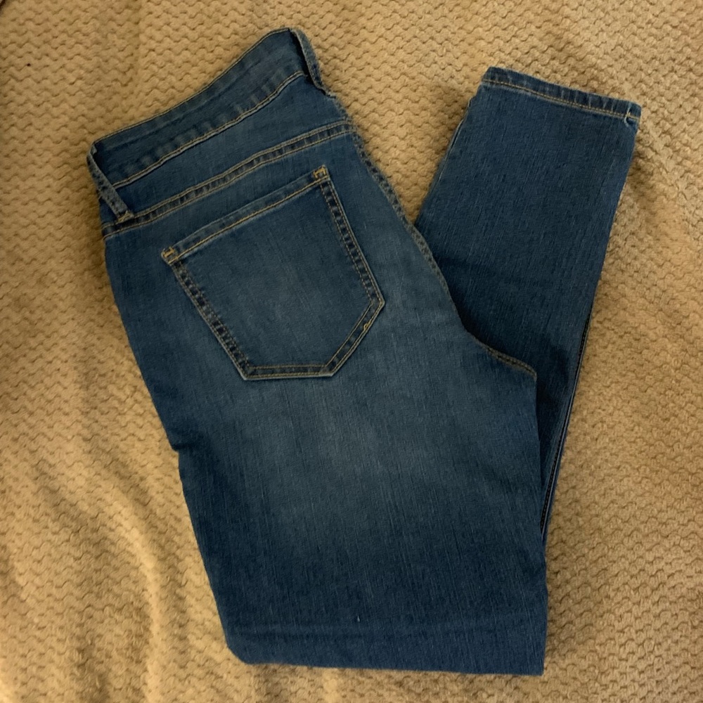 Old Navy Super Skinny Ankle Jeans Size 10